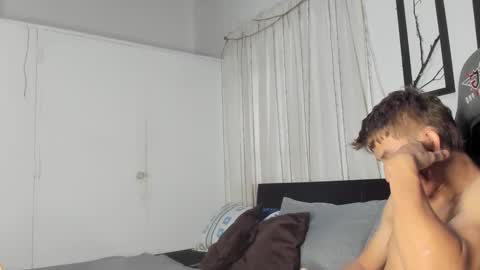 Miguel Hernandez online show from February 22, 9:59 pm