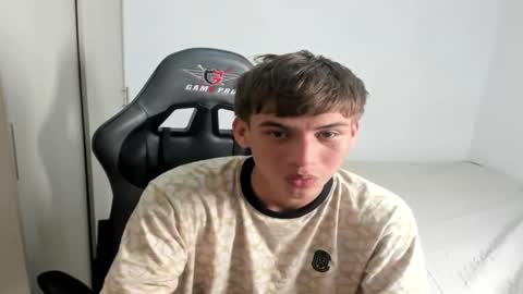 Miguel Hernandez online show from September 22, 11:12 am