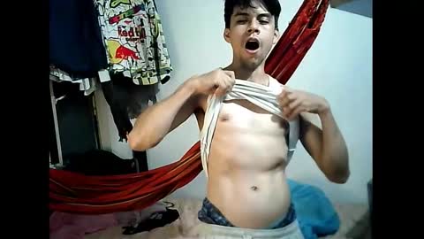 Snapshot of miguelsantos_666 chatting on February 3, 8:52 am Miguel Angel Santos online show from February 3, 8:52 am