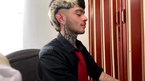 MIHAIL LEROY finally independent model online show from December 24, 10:17 pm