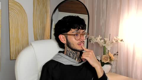 MIHAIL LEROY finally independent model online show from February 4, 11:27 pm