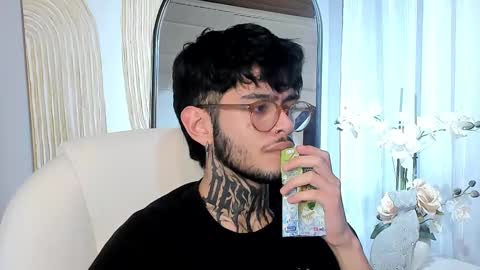 MIHAIL LEROY finally independent model online show from February 28, 11:34 pm