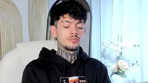 MIHAIL LEROY finally independent model online show from March 10, 10:45 pm