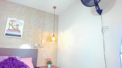 Miia online show from April 20, 11:46 am