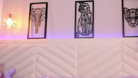   online show from January 13, 12:45 pm