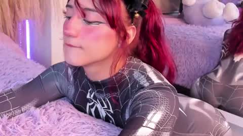   online show from February 9, 12:08 pm