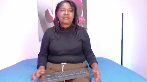 Snapshot of miia_blace chatting on June 25, 4:34 am miia_blace online show from June 25, 4:34 am