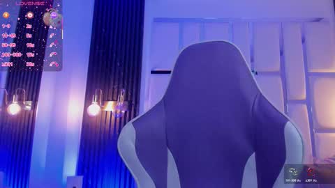 Miia Schwarz  online show from November 22, 10:31 pm