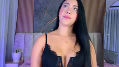 Snapshot of miia_scoott_ chatting on June 27, 11:59 am miia scoott online show from June 27, 11:59 am