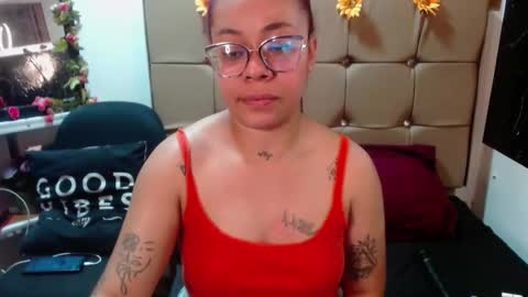 miia online show from October 3, 6:16 pm