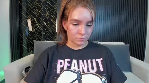 Miia 3 online show from December 12, 5:26 pm