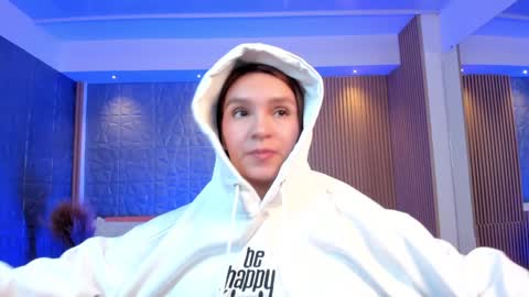 Miia 3 online show from January 11, 2:58 pm