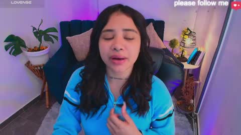 Snapshot of miiaa7_ chatting on May 31, 4:25 pm Ma is my name I invite you to check out my wish list for my birthday online show from May 31, 4:25 pm