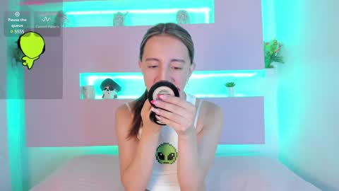 MIIA     online show from February 7, 11:45 am