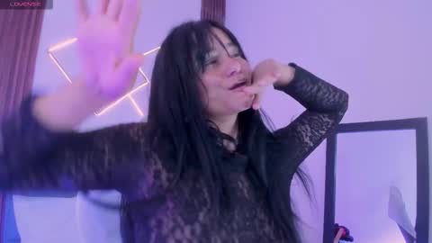 Mia  online show from February 25, 1:43 pm