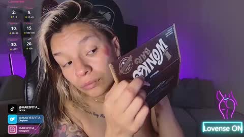 Snapshot of miiaaaa_ chatting on February 19, 10:44 am You can tell me Mai online show from February 19, 10:44 am