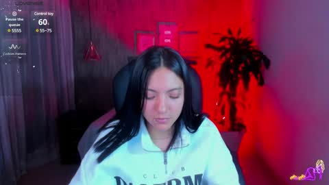 Snapshot of miichael_black chatting on January 31, 12:06 am Michael Black online show from January 31, 12:06 am