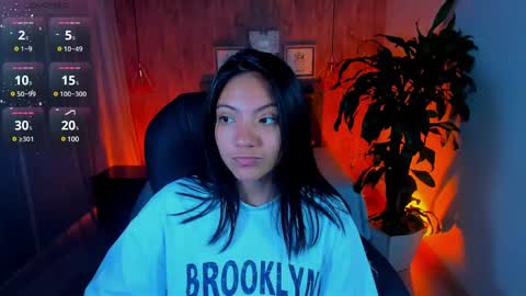 Snapshot of miichael_black chatting on February 23, 1:10 pm Michael Black online show from February 23, 1:10 pm