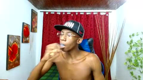 milo online show from April 21, 8:20 am