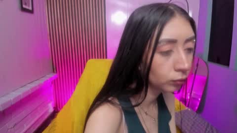 miilu  online show from March 18, 3:42 am