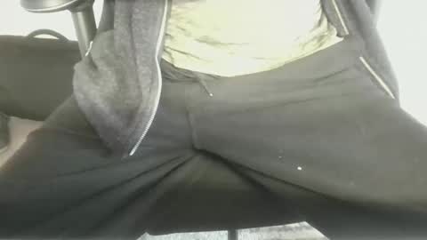 mik online show from February 4, 9:04 am