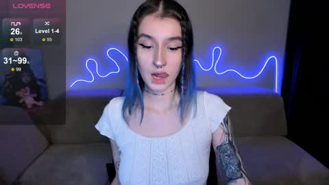 Snapshot of mika_reid chatting on October 27, 12:09 pm Mika online show from October 27, 12:09 pm