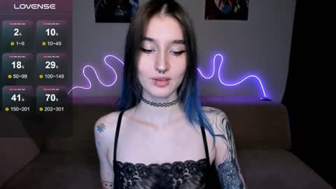 Mika online show from April 17, 4:10 pm