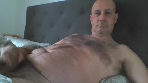 Snapshot of mikael_r52 chatting on June 5, 6:52 am mikael_r52 online show from June 5, 6:52 am