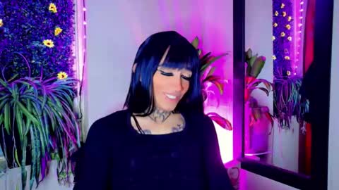 Snapshot of mikaelarangel chatting on September 27, 6:35 pm mikaelarangel online show from September 27, 6:35 pm