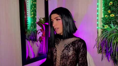 Snapshot of mikaelarangel chatting on October 20, 5:02 pm mikaelarangel online show from October 20, 5:02 pm