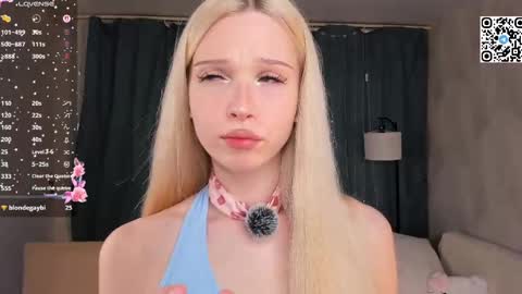 Angel girl online show from May 1, 8:46 pm