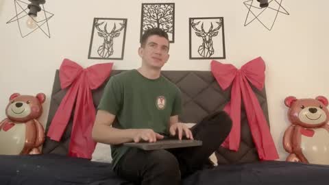 mikael online show from February 13, 4:43 am