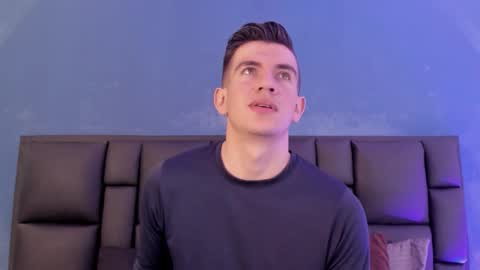 mikael online show from January 18, 6:39 am