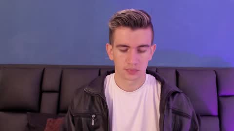 mikael online show from February 1, 4:00 am