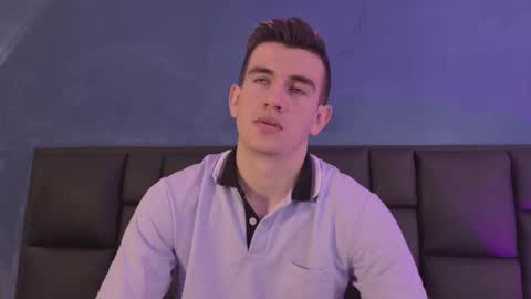 mikael online show from March 21, 4:39 am