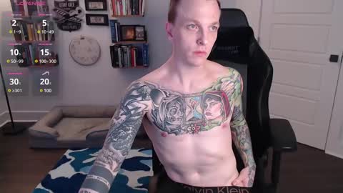 Snapshot of mikahishung chatting on February 27, 12:54 am MikahisHung online show from February 27, 12:54 am