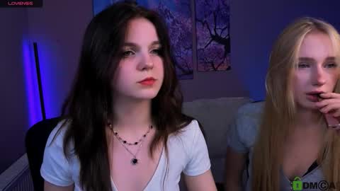 Mika online show from December 15, 8:46 pm