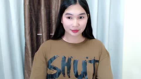 Kyla online show from November 1, 4:47 am