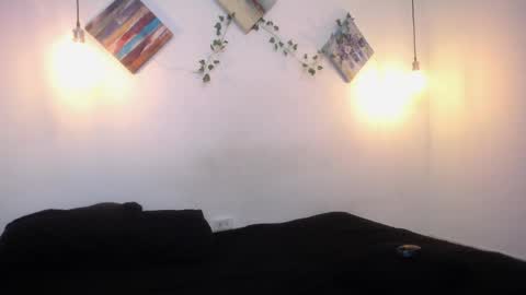 Snapshot of mikaza_akerman chatting on May 21, 12:56 pm mikaza online show from May 21, 12:56 pm