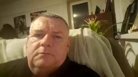 mike1973333 online show from December 1, 5:46 pm