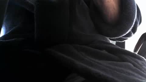 Snapshot of mike26051 chatting on May 14, 7:59 am mike26051 online show from May 14, 7:59 am