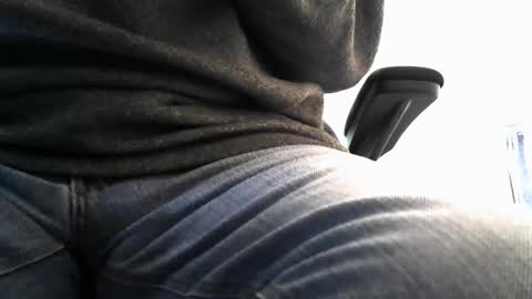 Snapshot of mike26051 chatting on May 19, 2:01 pm mike26051 online show from May 19, 2:01 pm