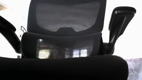 Snapshot of mike26051 chatting on July 22, 6:38 am mike26051 online show from July 22, 6:38 am
