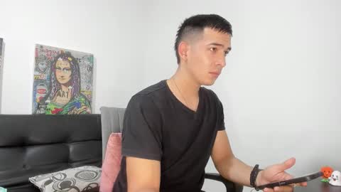 mike3xxx online show from November 19, 10:54 pm