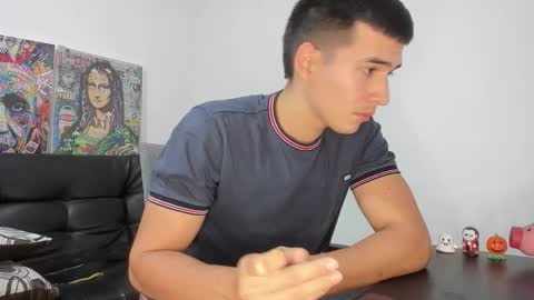 mike3xxx online show from November 28, 1:30 am