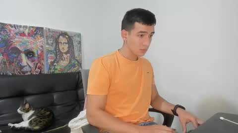 mike3xxx online show from November 29, 8:28 am