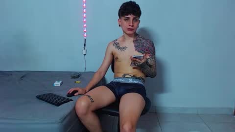 Snapshot of mike777jr chatting on September 9, 2:16 pm Mike IMDEPENDIENT MODEL online show from September 9, 2:16 pm