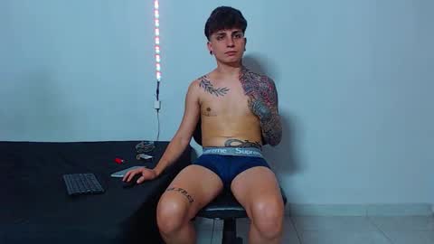 Snapshot of mike777jr chatting on October 7, 3:53 pm Mike IMDEPENDIENT MODEL online show from October 7, 3:53 pm