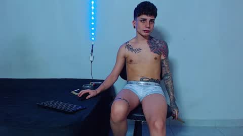 Mike IMDEPENDIENT MODEL online show from December 15, 2:16 am