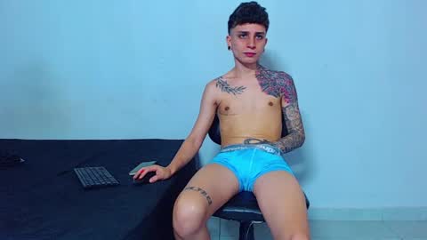 Mike IMDEPENDIENT MODEL online show from April 20, 2:20 pm